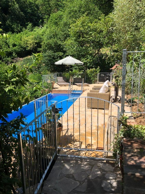Pool 1